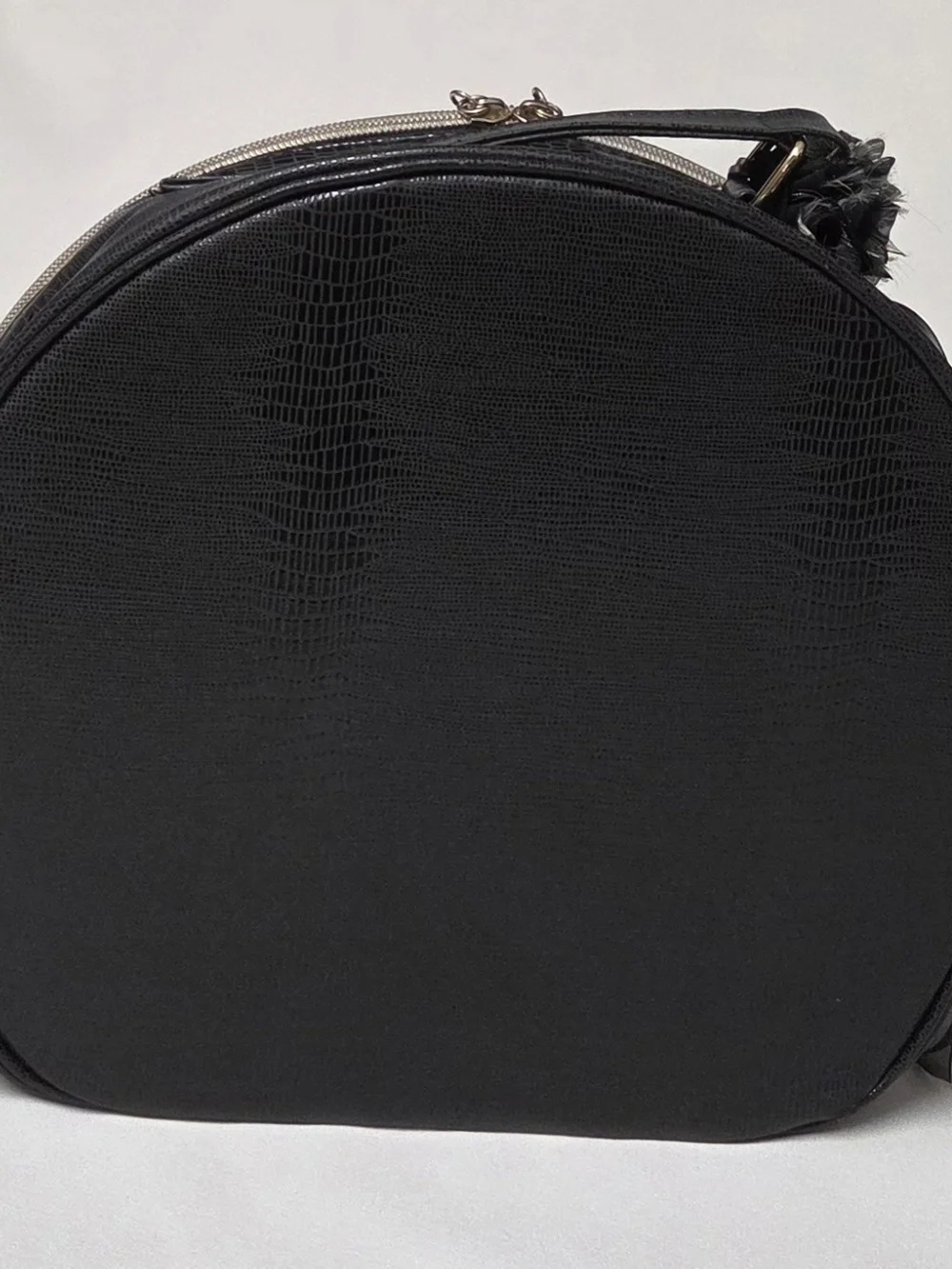 Lancôme Paris 'Le Parisian' Black Croc-Embossed Faux Leather Round Train Case